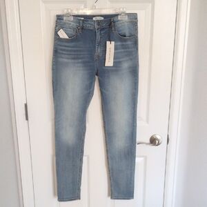 NWT Vigoss Marley Skinny Jeans - 10/30